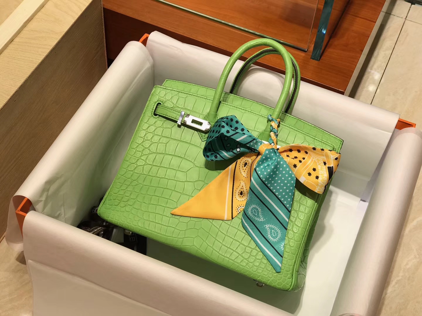 爱马仕 HERMES 铂金包 Birkin 配全套专柜原版包装 全球发售 6R Kiwi 奇异果绿 糖果绿