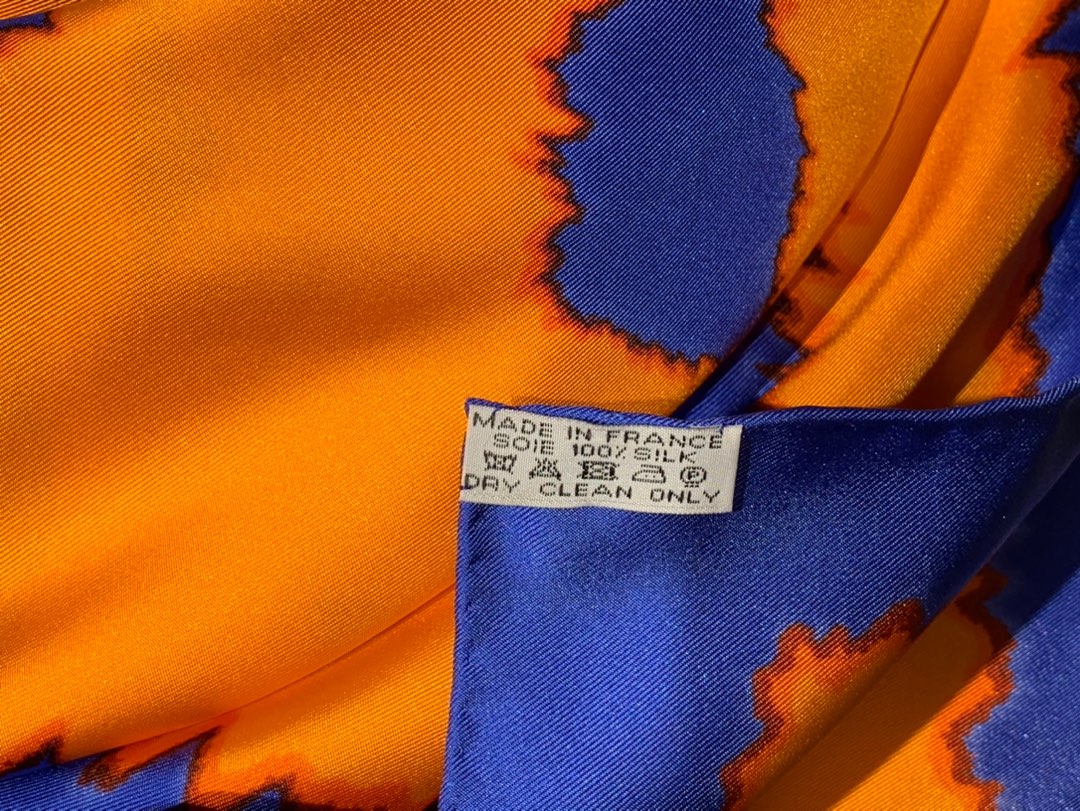 〈 叠影华丽的缰辔 〉蓝橙色 · - 90×90cm 100%真丝 18mm