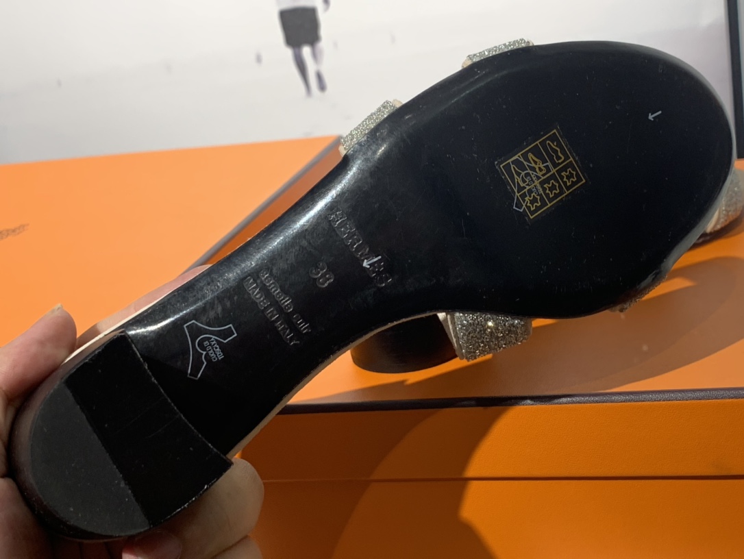爱马仕官网 H新款水钻款拖鞋   高端订制  独家品质 平跟35~41 中跟35～41（跟高5CM）