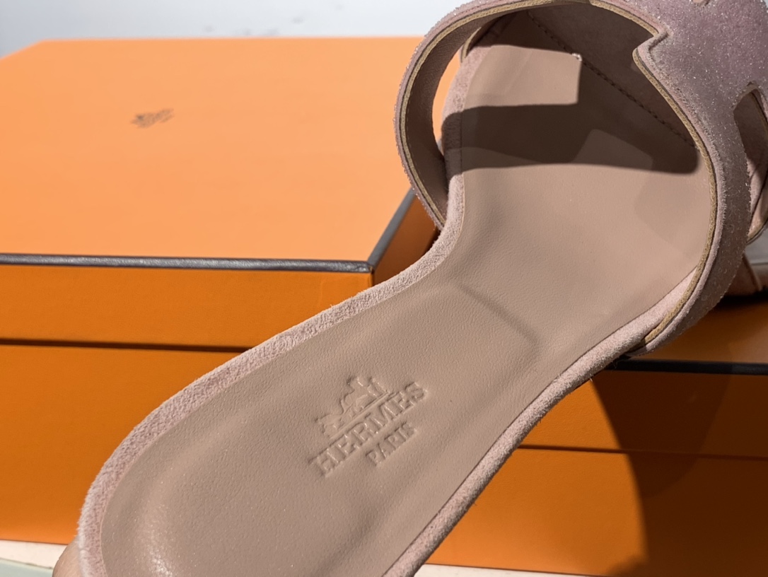 爱马仕价格 H新款水钻款拖鞋   高端订制  独家品质 平跟35~41 中跟35～41（跟高5CM）